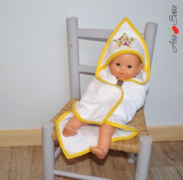 cape de bain pour poupée | patron couture gratuit | sewing | bébé | doll | poupon | trousseau de naissance pour poupée