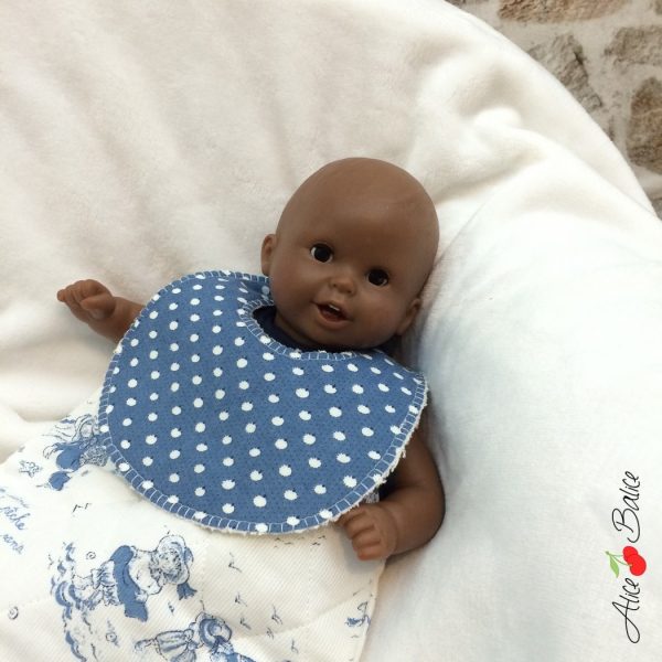 bavoir pour poupée | patron couture gratuit | sewing | bébé | doll | poupon | trousseau de naissance pour poupée